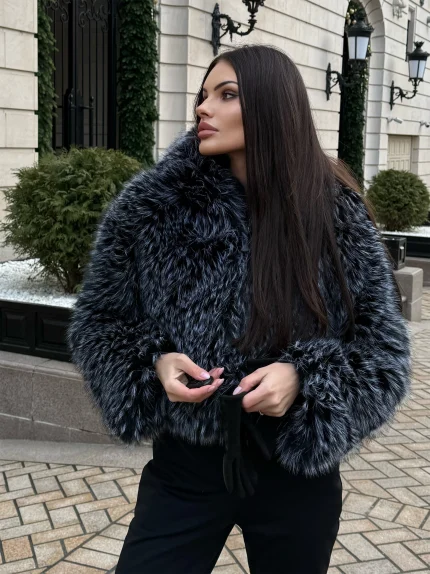 Шуба из эко-меха