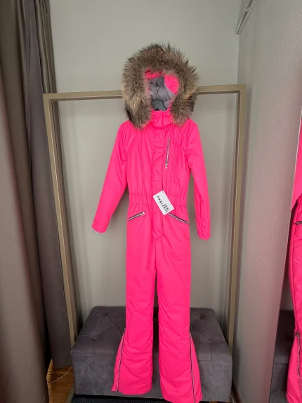 Женский зимний мембранный комбинезон Розовый неон 2